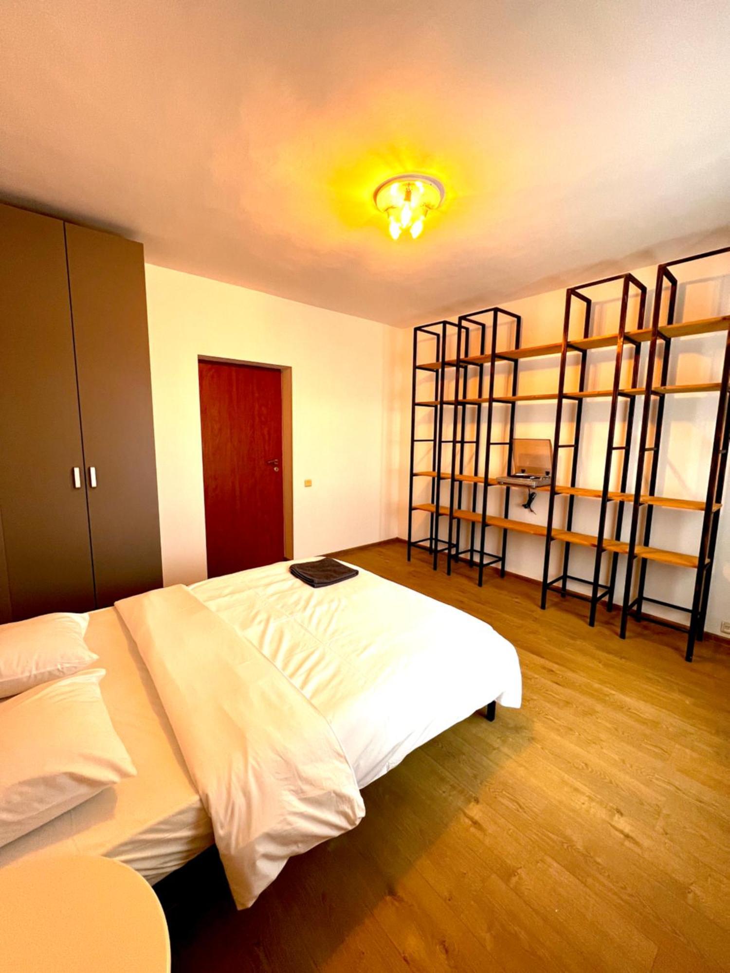 Color Apartments Old Town Center Bucureşti Exterior foto
